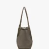 Geantă tote The Victoria din piele de căprioară gri pietricică Geantă tote The Victoria din piele de căprioară gri pietricică