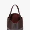 Geantă tote The Victoria mare din piele burgundă Geantă tote The Victoria mare din piele burgundă