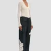 Pantaloni cargo cu imprimeu floral în albastru închis Pantaloni cargo cu imprimeu floral în albastru închis