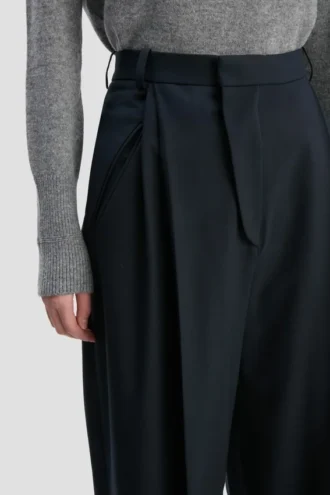 Pantaloni Charlee în culoarea midnight