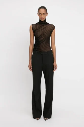 Pantaloni clasici croiți în negru