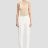Pantaloni croiți cu croi drept, de culoare ivoriu Pantaloni croiți cu croi drept, de culoare ivoriu