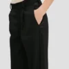Pantaloni croiți cu croi drept, negri Pantaloni croiți cu croi drept, negri
