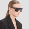 Rama supradimensionată cu partea superioară plată, în culoarea neagră Rama supradimensionată cu partea superioară plată, în culoarea neagră