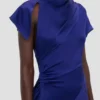 Rochie asimetrică răsucită în indigo strălucitor Rochie asimetrică răsucită în indigo strălucitor