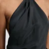 Rochie cu guler tip halter și lanț, cu imprimeu floral în nuanță de bleumarin închis Rochie cu guler tip halter și lanț, cu imprimeu floral în nuanță de bleumarin închis