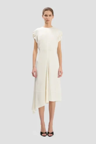 Rochie cu umeri răsuciți, culoare ivoriu