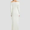 Rochie cu umerii goi, de culoare ivoriu Rochie cu umerii goi, de culoare ivoriu