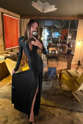 Rochie decupată în negru