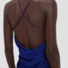Rochie drapată cu bretele în indigo strălucitor Rochie drapată cu bretele în indigo strălucitor