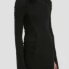 Rochie midi cu guler înalt, de culoare neagră Rochie midi cu guler înalt, de culoare neagră