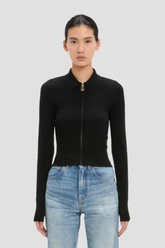 Top Mila în negru