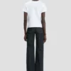 Tricou cu croială strâmtă, de culoare albă Tricou cu croială strâmtă, de culoare albă
