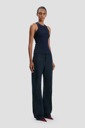 Tricou fără mâneci Rib în culoarea bleumarin Tricou fără mâneci Rib în culoarea bleumarin